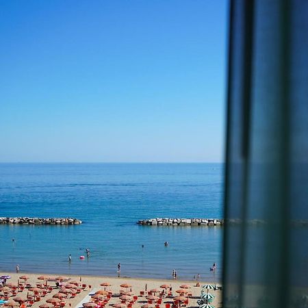 Hotel International Gabicce Mare Ngoại thất bức ảnh