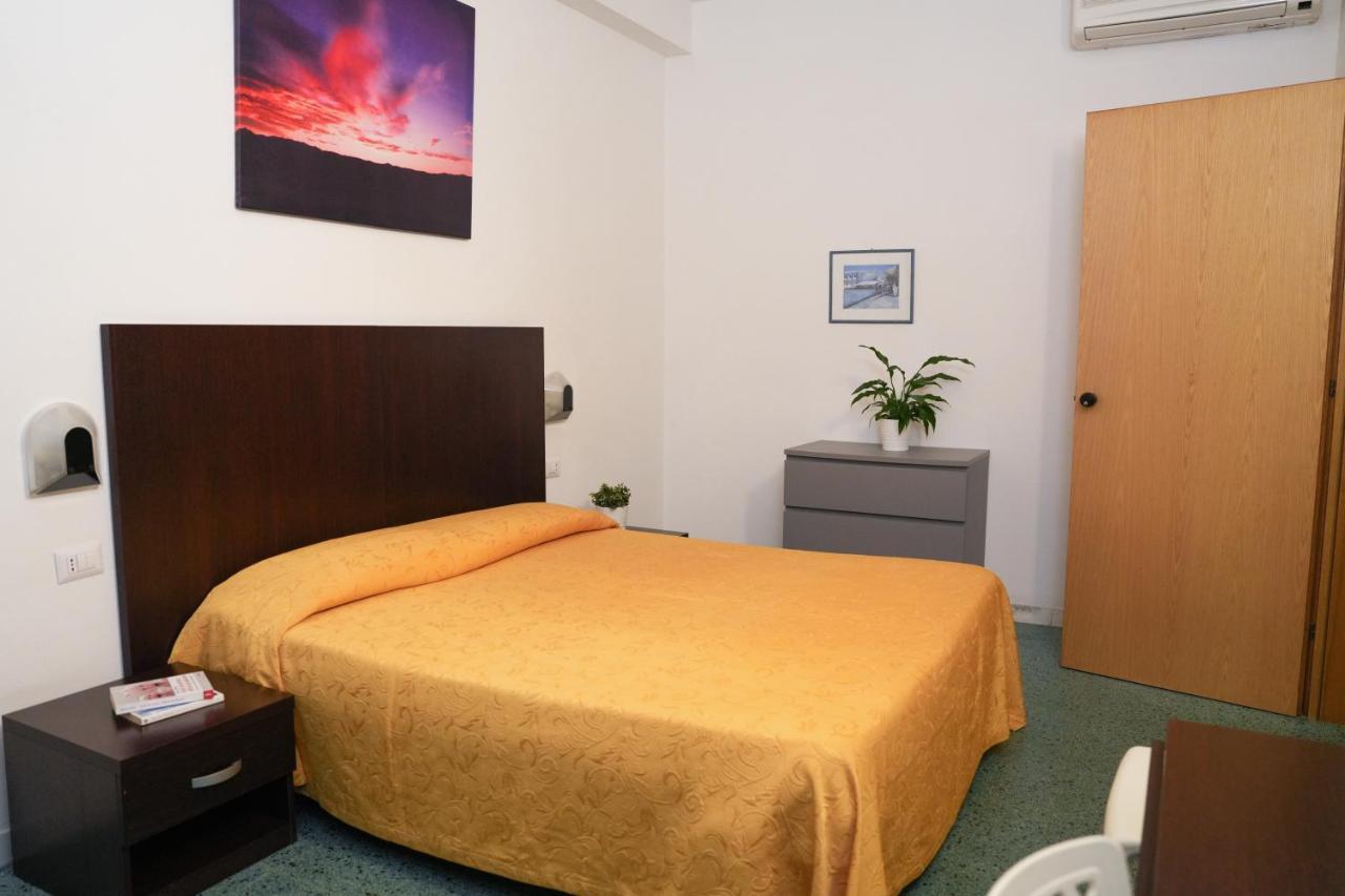 Hotel International Gabicce Mare Ngoại thất bức ảnh